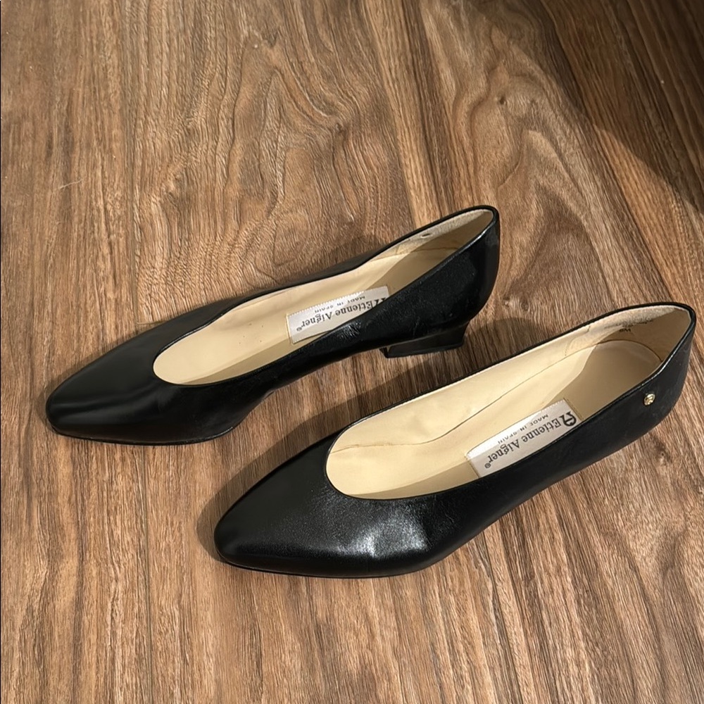 Etienne Aigner Black Italian Leather Kitten Heel